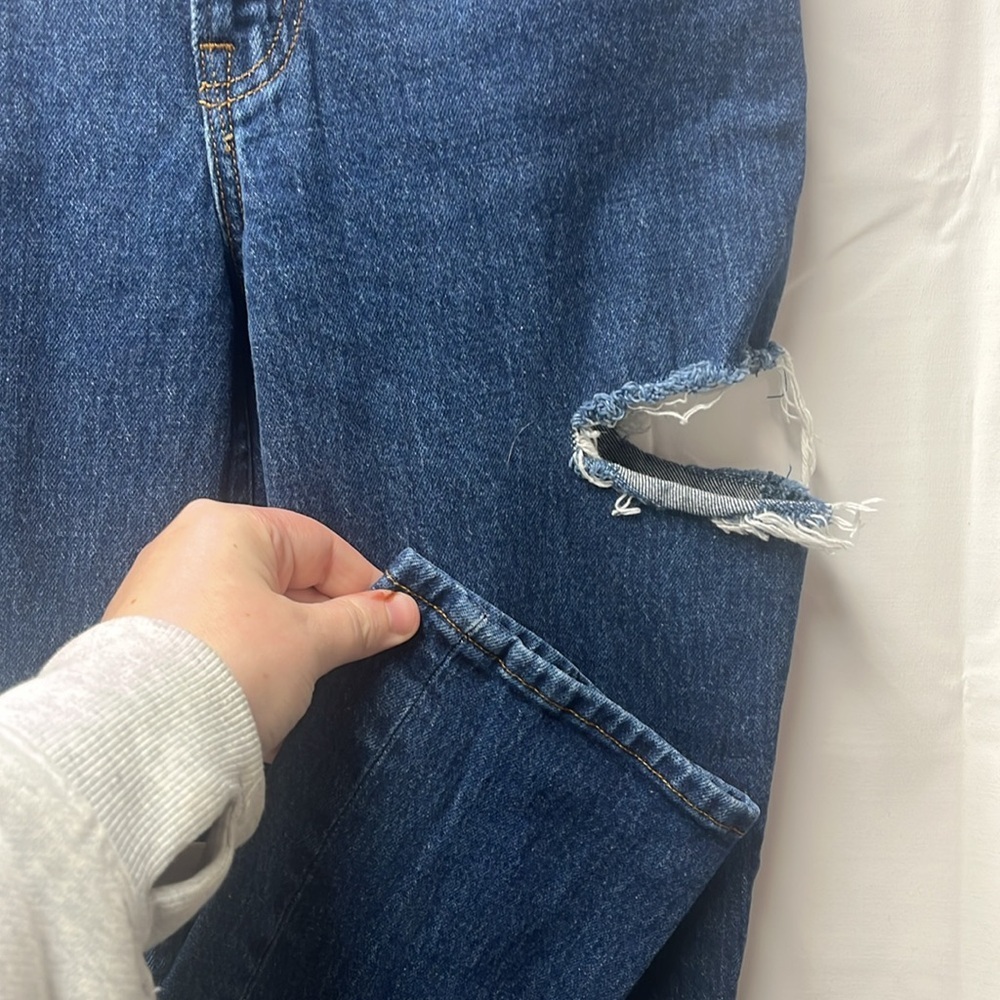 Abercrombie Dark Blue Curve Love 90s Straight Side Distress Jeans- 25 - Picture 4 of 5